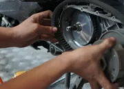 ilustrasi v belt motor matic