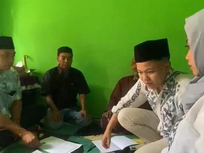 dinikahi perempuan