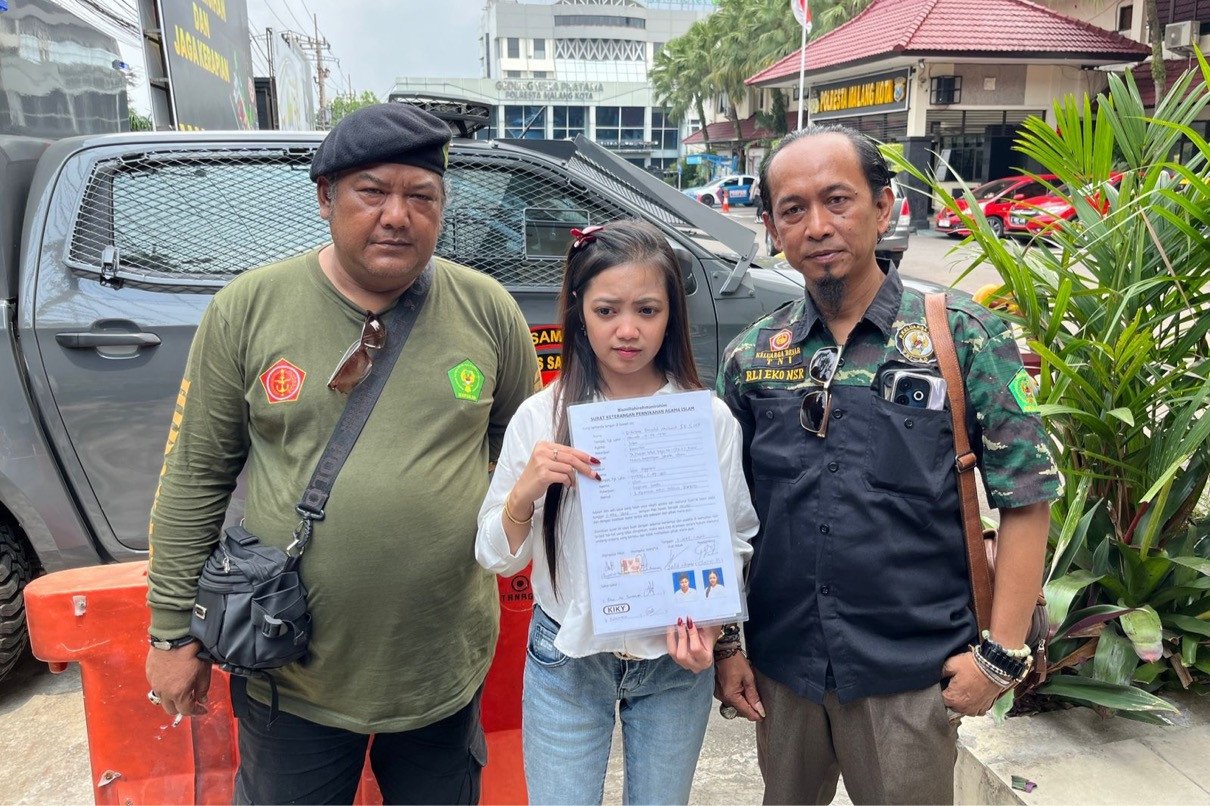 perempuan dinikahi perempuan