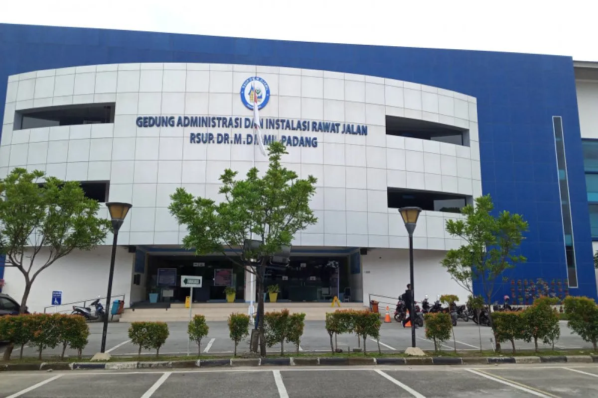 rsup m. djamil padang